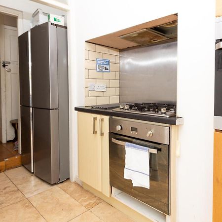 Comfy Private Room Near Mcr Centre Манчестър Екстериор снимка