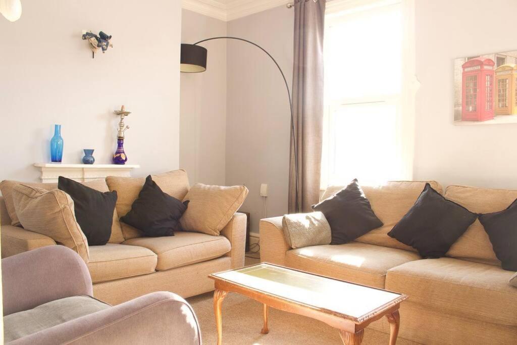 Comfy Private Room Near Mcr Centre Манчестър Екстериор снимка