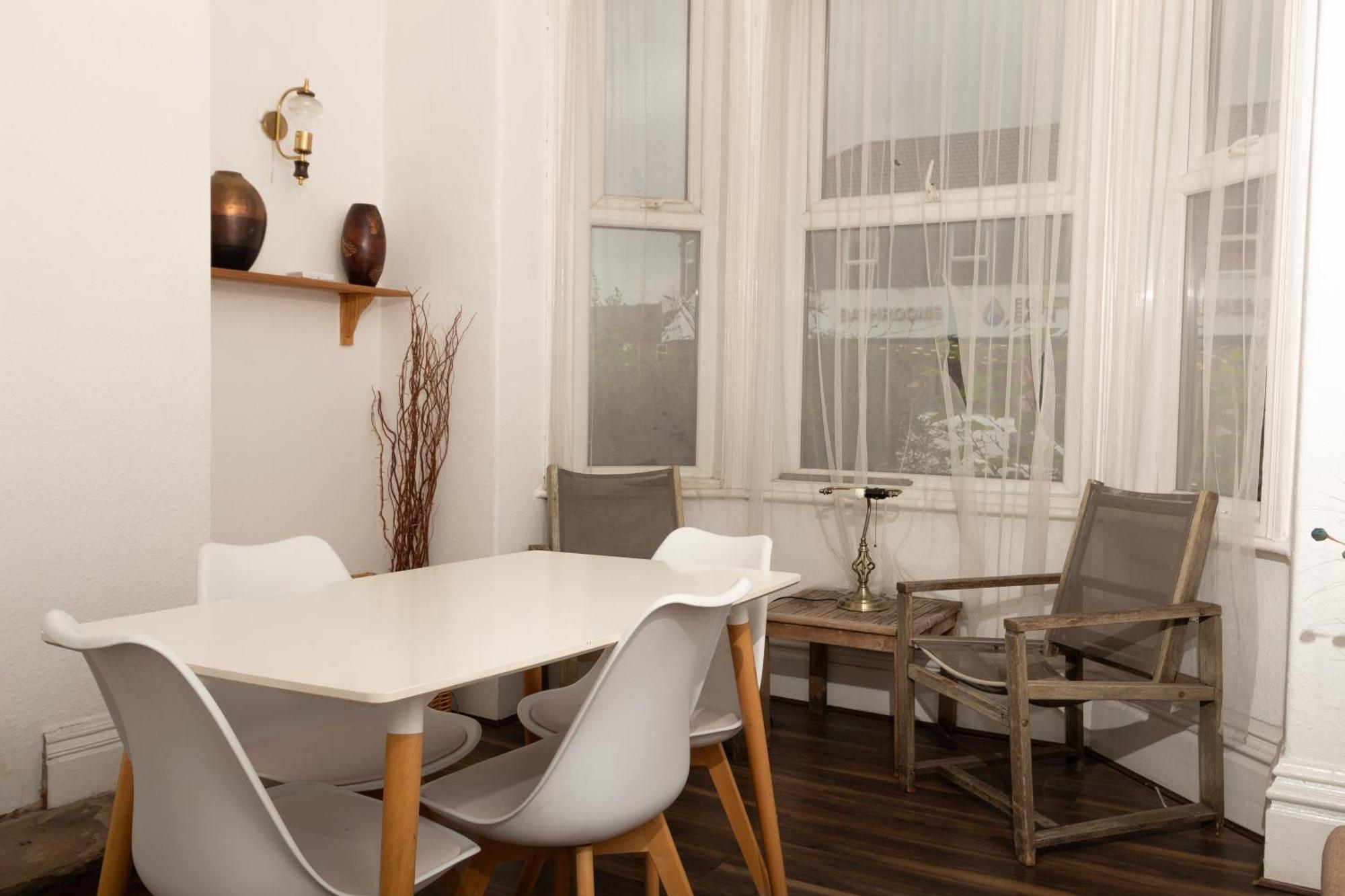 Comfy Private Room Near Mcr Centre Манчестър Екстериор снимка