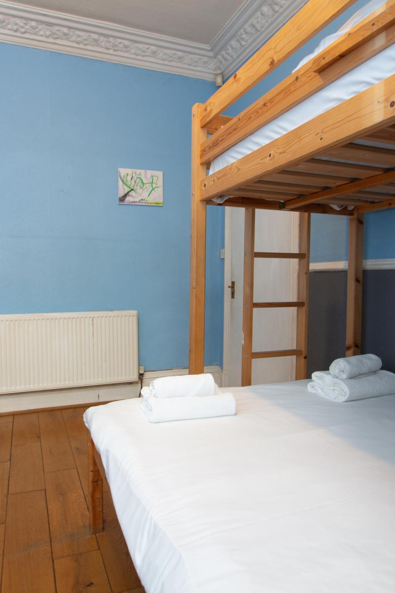 Comfy Private Room Near Mcr Centre Манчестър Екстериор снимка